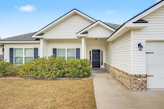 129 Timberland Drive NE, Ludowici, GA 31316