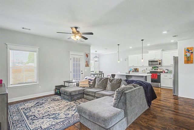 129 Timberland Drive NE, Ludowici, GA 31316