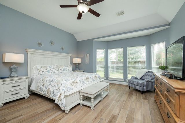 16222 Pine Thorn Drive, Houston, TX 77095