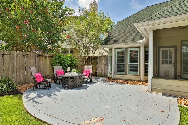 16222 Pine Thorn Drive, Houston, TX 77095