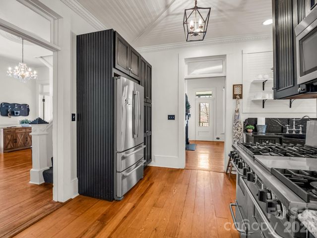 219 Stoney Mountain Road, Hendersonville, NC 28791