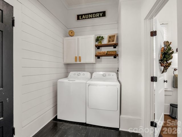 219 Stoney Mountain Road, Hendersonville, NC 28791