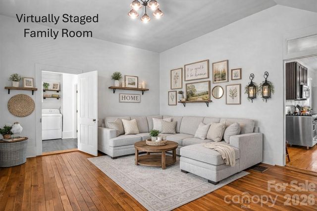 219 Stoney Mountain Road, Hendersonville, NC 28791