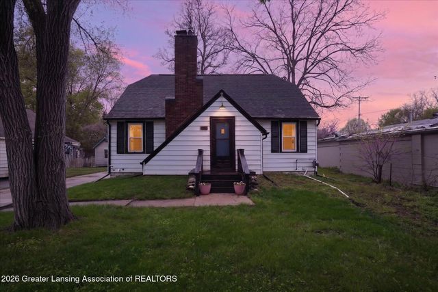 3189 Birch Row Drive, East Lansing, MI 48823