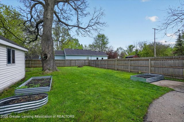 3189 Birch Row Drive, East Lansing, MI 48823