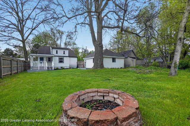3189 Birch Row Drive, East Lansing, MI 48823