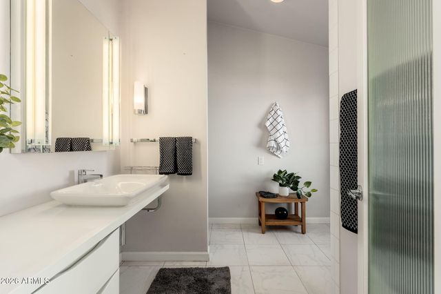 9088 E ASTER Drive, Scottsdale, AZ 85260