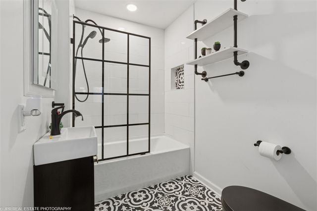 1100 Bell Avenue, New Buffalo, MI 49117