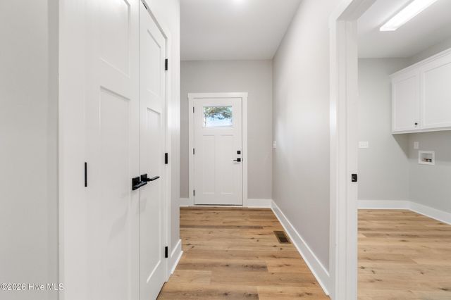 185 Shagbark Court, Seven Lakes, NC 27376
