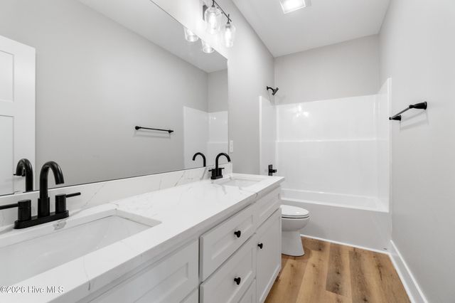 185 Shagbark Court, Seven Lakes, NC 27376