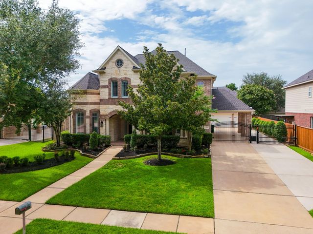1515 Redstone Manor Drive, Spring, TX 77379