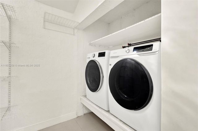 11377 SW 74th St 11377, Miami, FL 33173