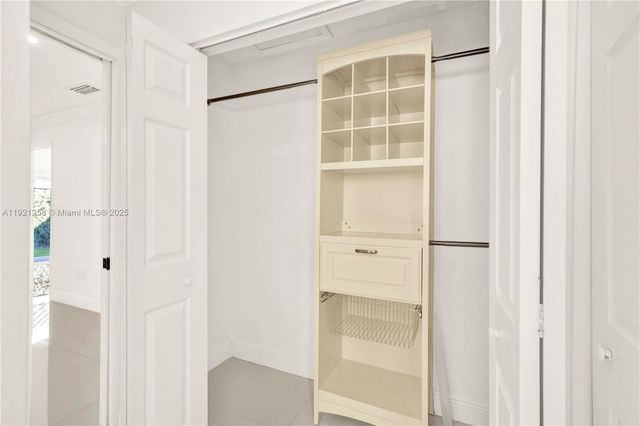 11377 SW 74th St 11377, Miami, FL 33173