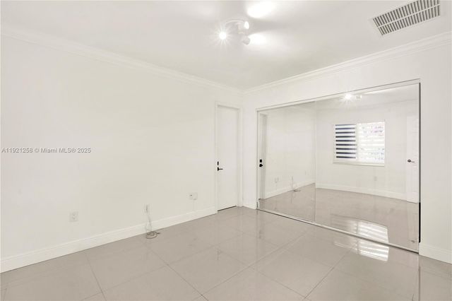 11377 SW 74th St 11377, Miami, FL 33173