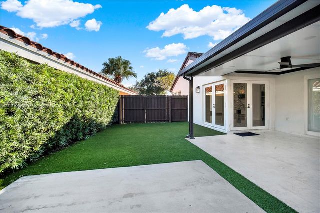 11377 SW 74th St 11377, Miami, FL 33173