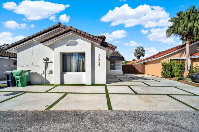 11377 SW 74th St 11377, Miami, FL 33173