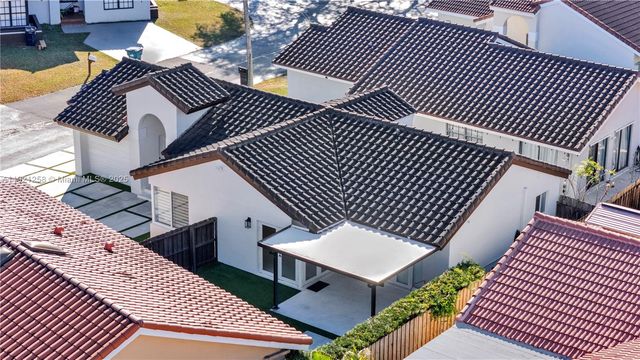 11377 SW 74th St 11377, Miami, FL 33173