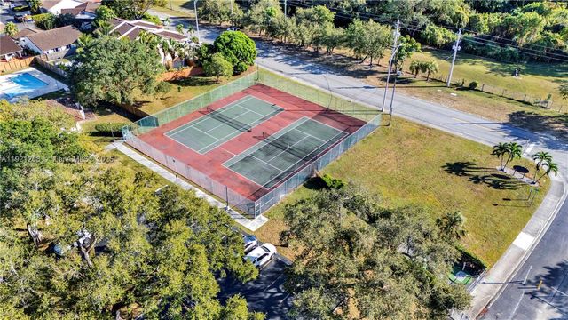 11377 SW 74th St 11377, Miami, FL 33173