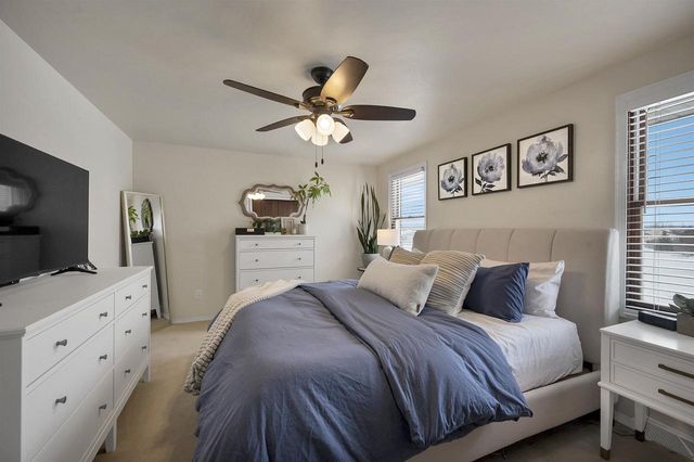 1528 VAN ROAD, Green Bay, WI 54311