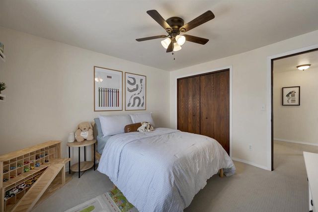 1528 VAN ROAD, Green Bay, WI 54311