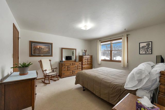 1528 VAN ROAD, Green Bay, WI 54311