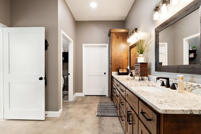 815 County Road 12550, Paris, TX 75462