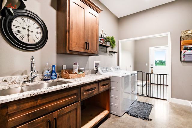 815 County Road 12550, Paris, TX 75462