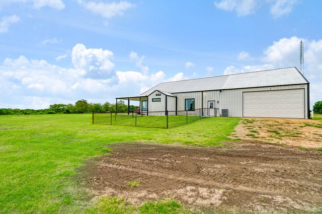 815 County Road 12550, Paris, TX 75462
