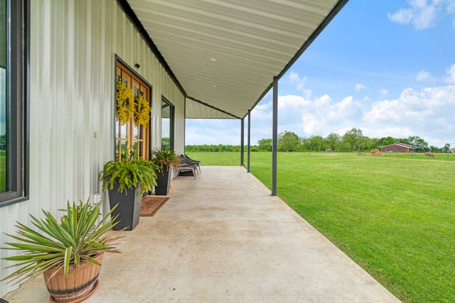 815 County Road 12550, Paris, TX 75462