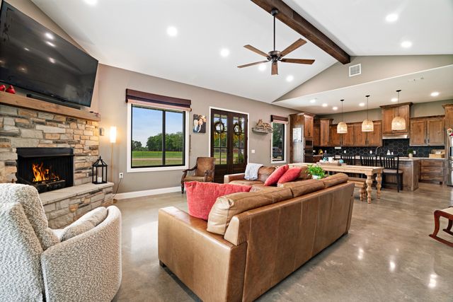815 County Road 12550, Paris, TX 75462