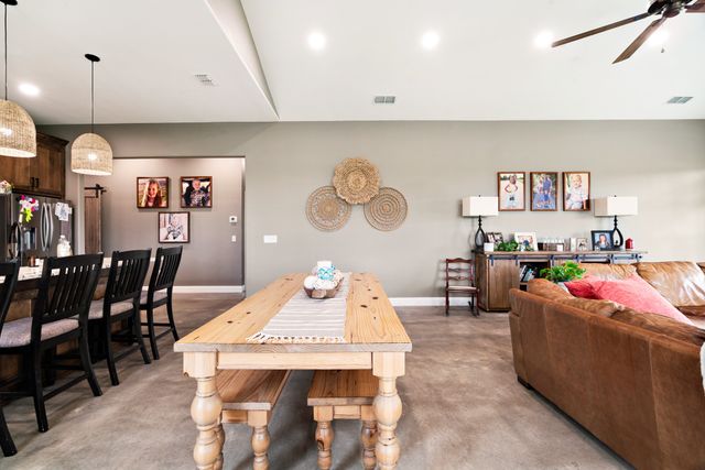 815 County Road 12550, Paris, TX 75462