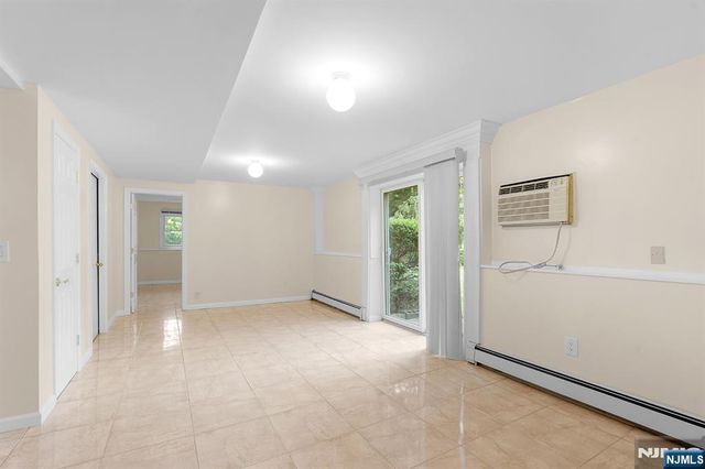 31 Brook Street, Closter, NJ 07624