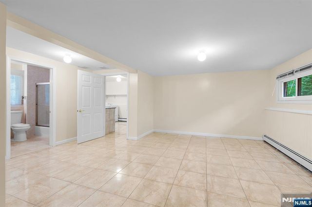 31 Brook Street, Closter, NJ 07624