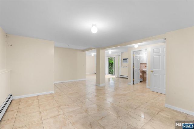 31 Brook Street, Closter, NJ 07624