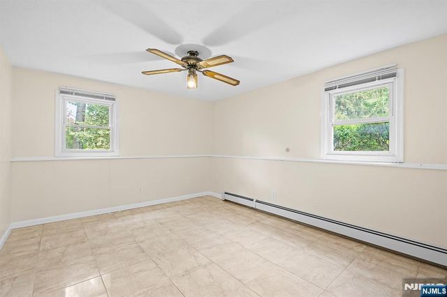 31 Brook Street, Closter, NJ 07624