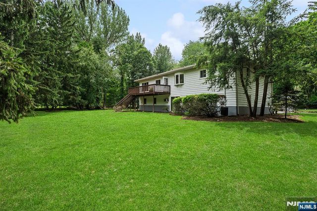 31 Brook Street, Closter, NJ 07624