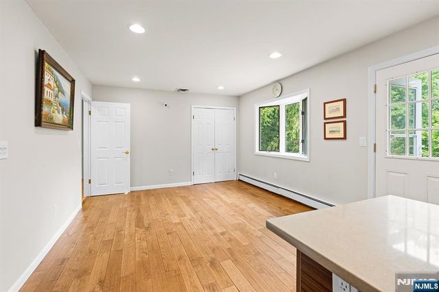 31 Brook Street, Closter, NJ 07624