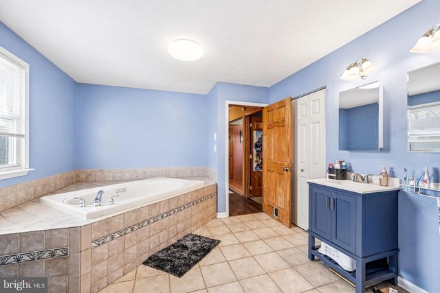 712 CHERRY ST, Millville, NJ 08332