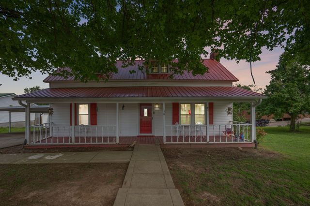 130 Church St, Tennessee Ridge, TN 37178