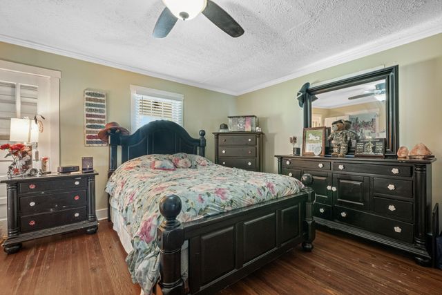 130 Church St, Tennessee Ridge, TN 37178