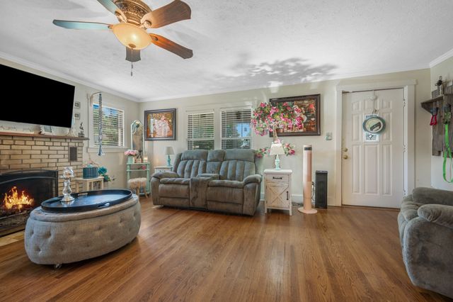 130 Church St, Tennessee Ridge, TN 37178