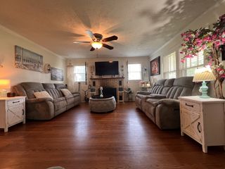 130 Church St, Tennessee Ridge, TN 37178