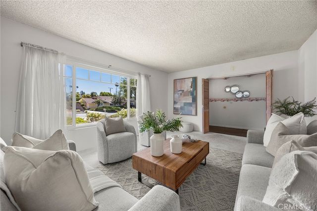 723 Rainbow, Glendora, CA 91741