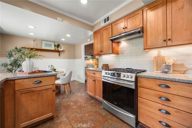 723 Rainbow, Glendora, CA 91741