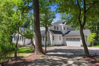 16220 Stones Throw Lane, New Buffalo Twp, MI 49129