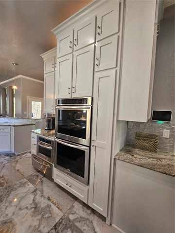 1700 Windmill Circle, Desoto, TX 75115