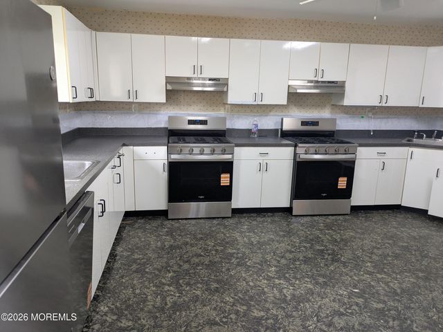 202 Lawrence Avenue, Lakewood, NJ 08701