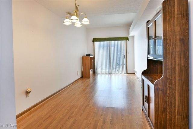 3477 Ivy Hill Circle B, Cortland, OH 44410