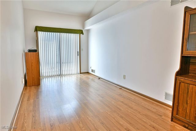 3477 Ivy Hill Circle B, Cortland, OH 44410