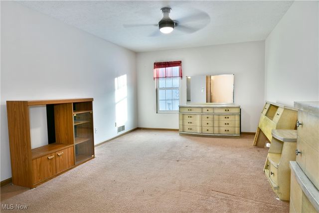 3477 Ivy Hill Circle B, Cortland, OH 44410